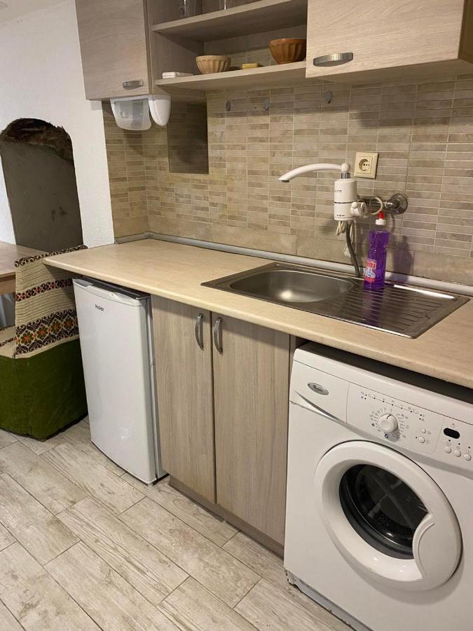 Апартамент 27 Юли Varna Exteriör bild
