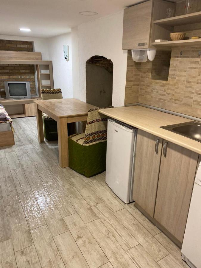 Апартамент 27 Юли Varna Exteriör bild